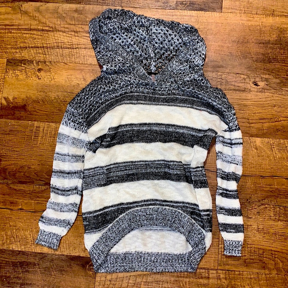 Grey & white striped sweater with crochet hood
